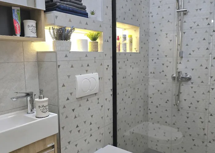 아파트 Monument To Vuk